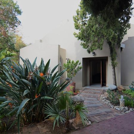 Pta East Guest House Pretoria Luaran gambar