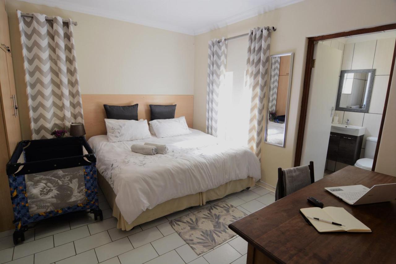 Pta East Guest House Pretoria Luaran gambar